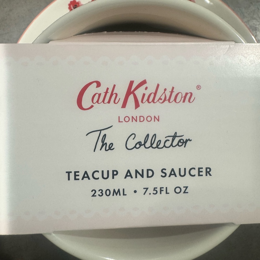Cath Kidston “ the collector” Pink Floral Teacup and Saucer wirh pink handle🌸 - Picture 4 of 10